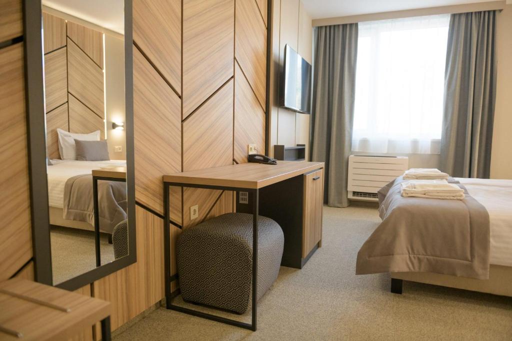 Hotel Forum City photo 3
