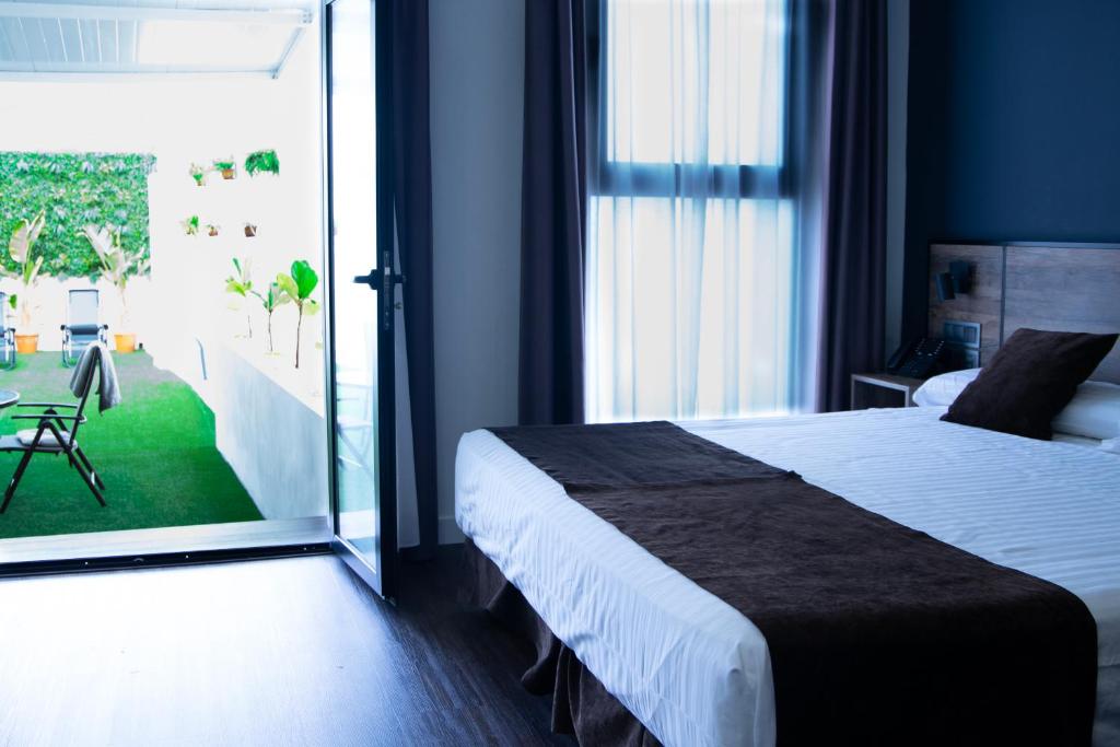 Hotel BH San Francisco Alicante photo 2