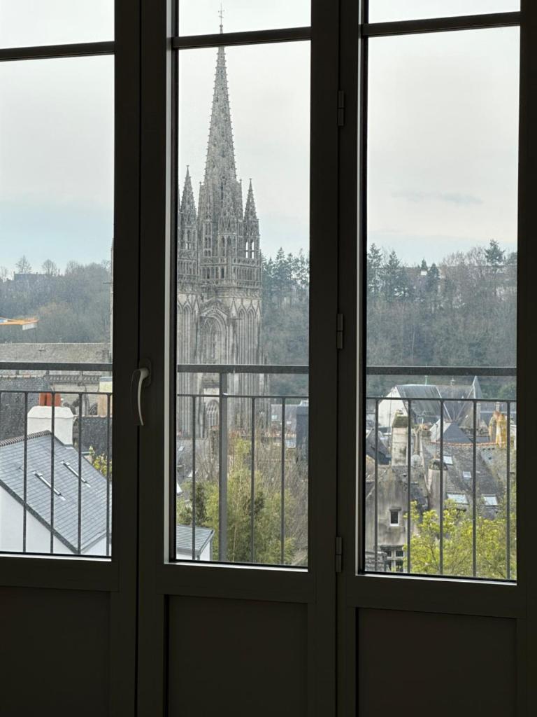 Appartement Design X - Hyper Centre - Parking Privé - Quimper photo 1