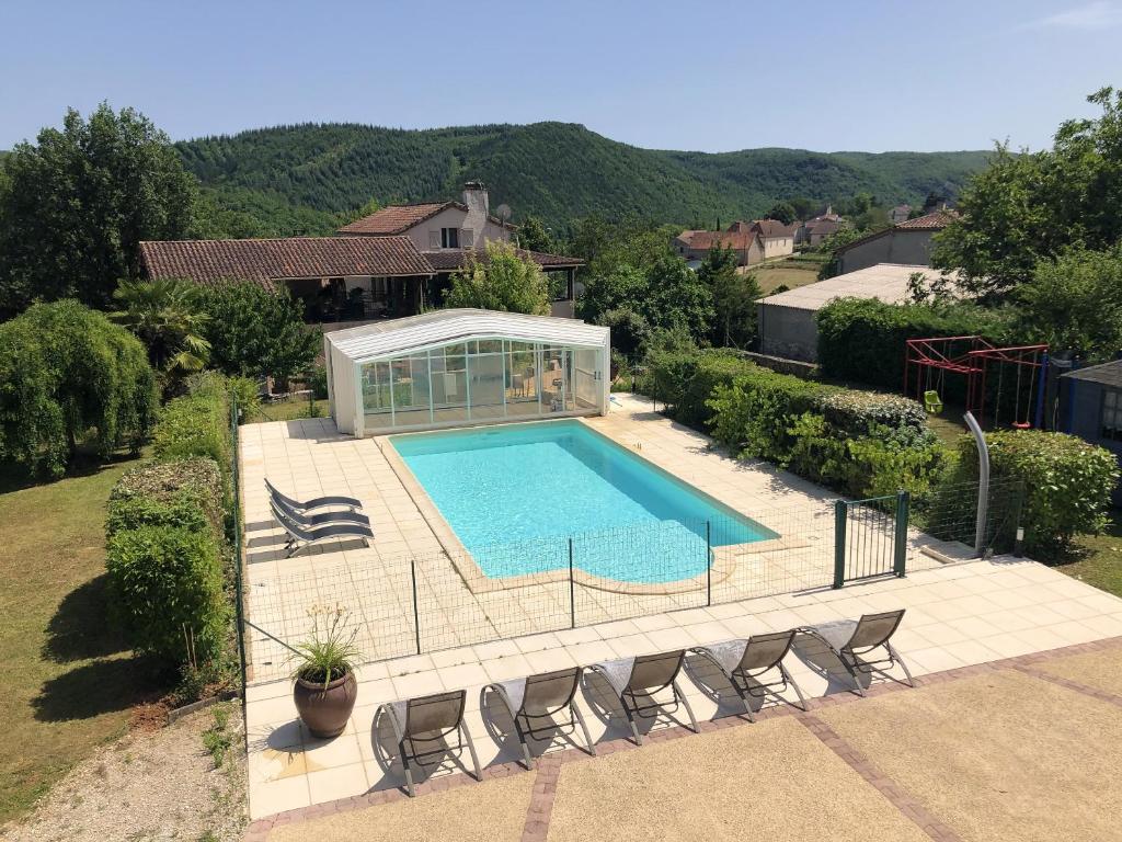Maison de 4 chambres avec piscine partagee jardin amenage et wifi a Saint Gery photo 4