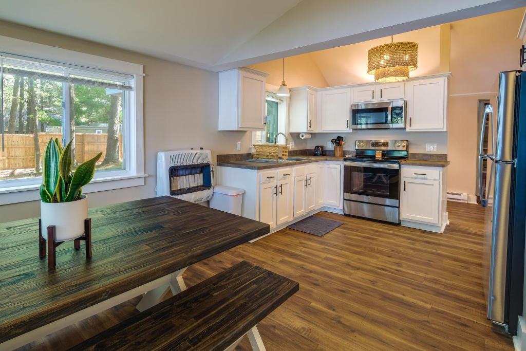 Pet-Friendly Kalkaska Cottage on Lake Crawford! photo 2