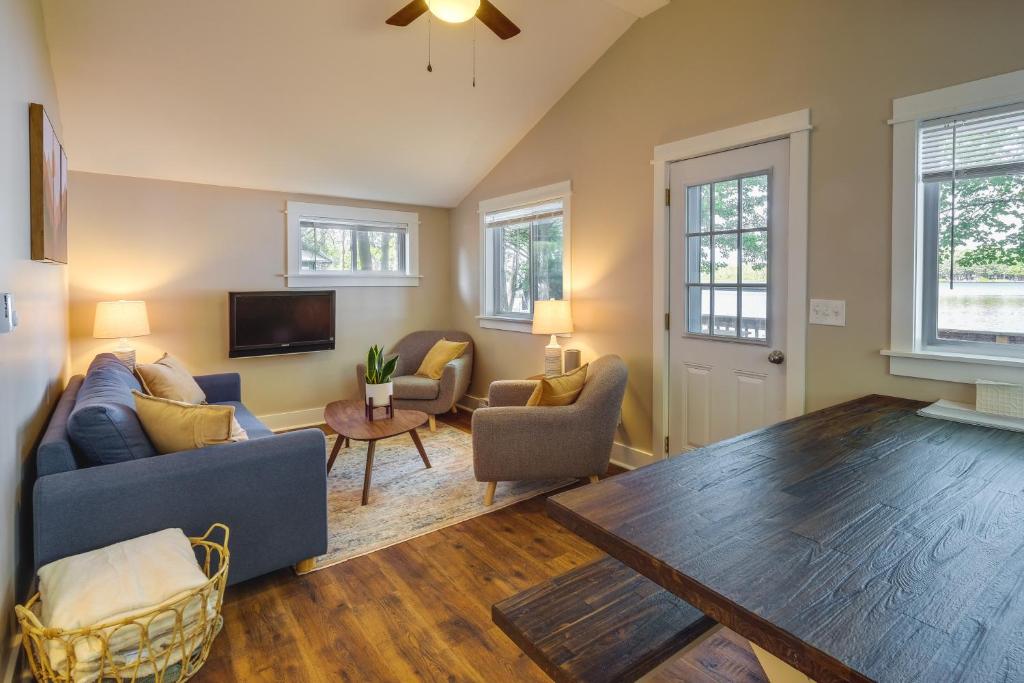 Pet-Friendly Kalkaska Cottage on Lake Crawford! photo 3