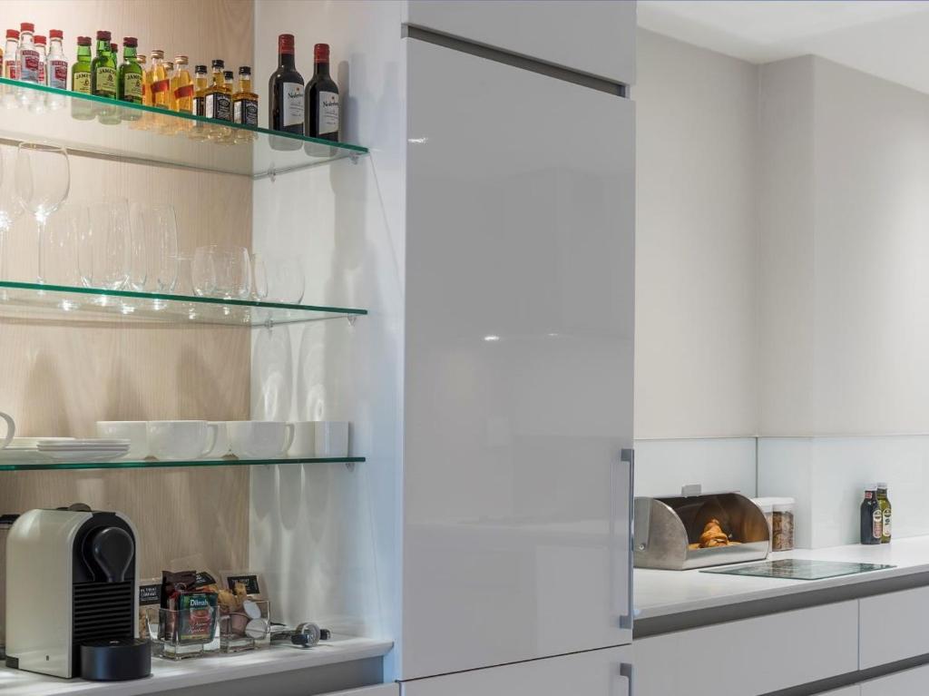 South Beach Camps Bay Boutique Hotel - Tap to explore photos