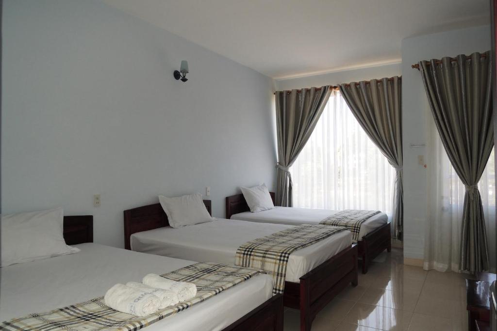 Quang Nhat Hotel