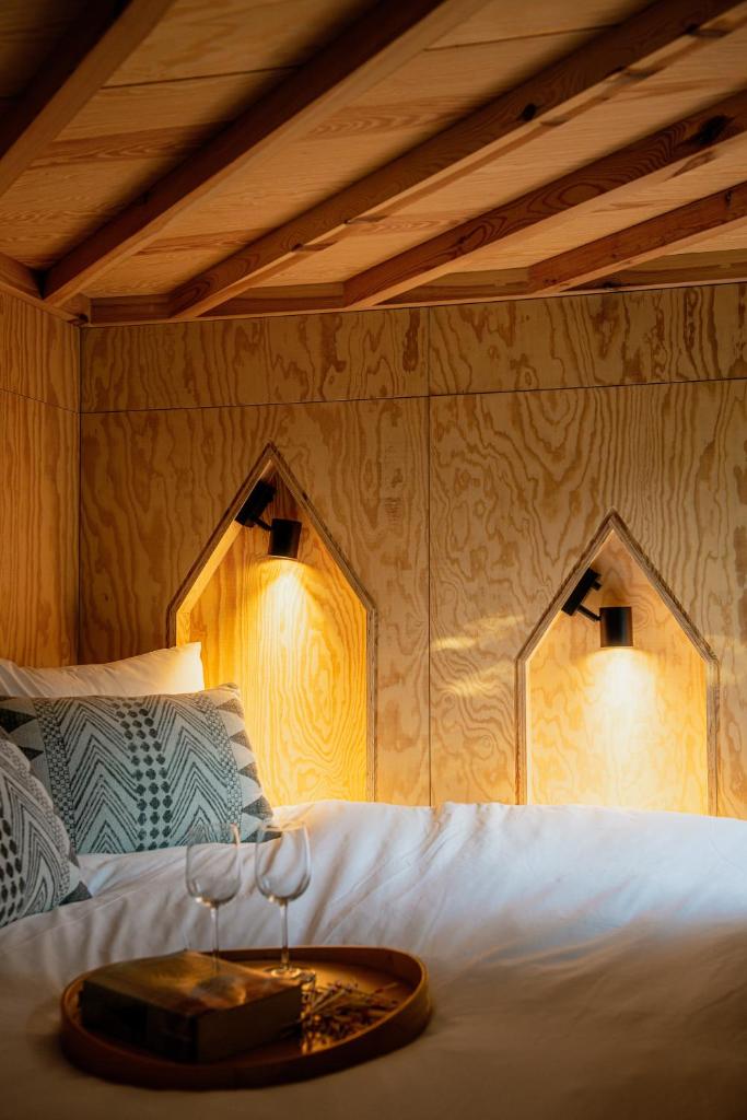 Hutstuf - The Fox & Private Outdoor Spa photo 3