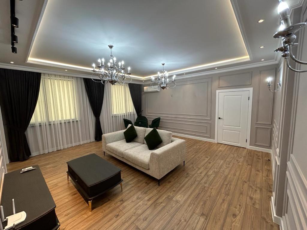 Home Apartment Complex photo 3