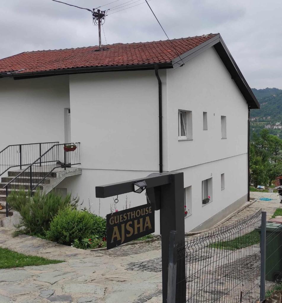 Ajsha Guesthouse
