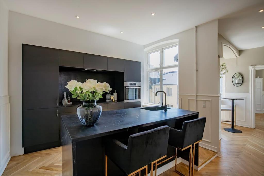 Amazing Royal Suite photo 2