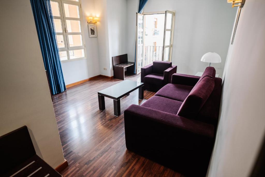Palacio de los Blasones Suites photo 3