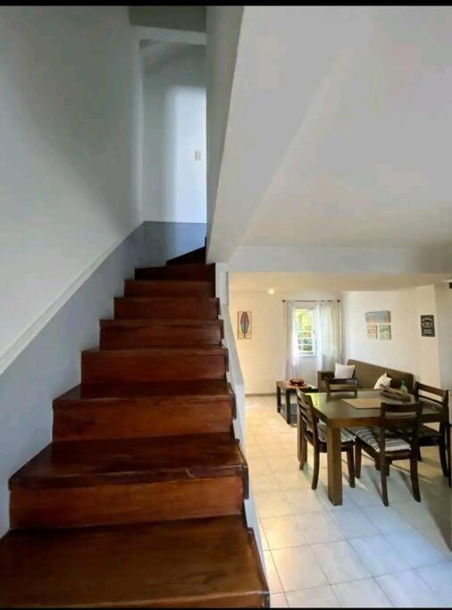 Lo de Cruz - Duplex 4 pers - cochera 2 Dorm - 2 baños - us 100 x noche dolar oficial photo 3