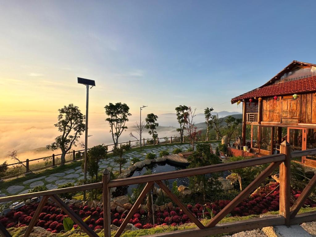 Nhà Gỗ Homestay photo 2