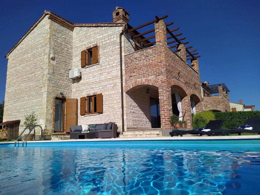 Villa Baleta photo 1