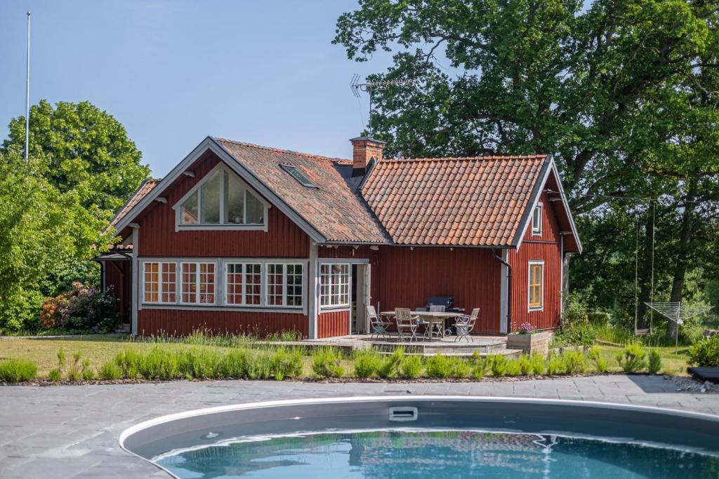 Idyllic house in Molnbo with heated pool near Gnesta photo 3
