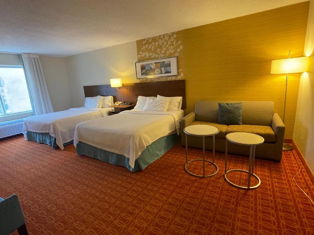 Fairfield Inn and Suites by Marriott Potomac Mills Woodbridge photo 2