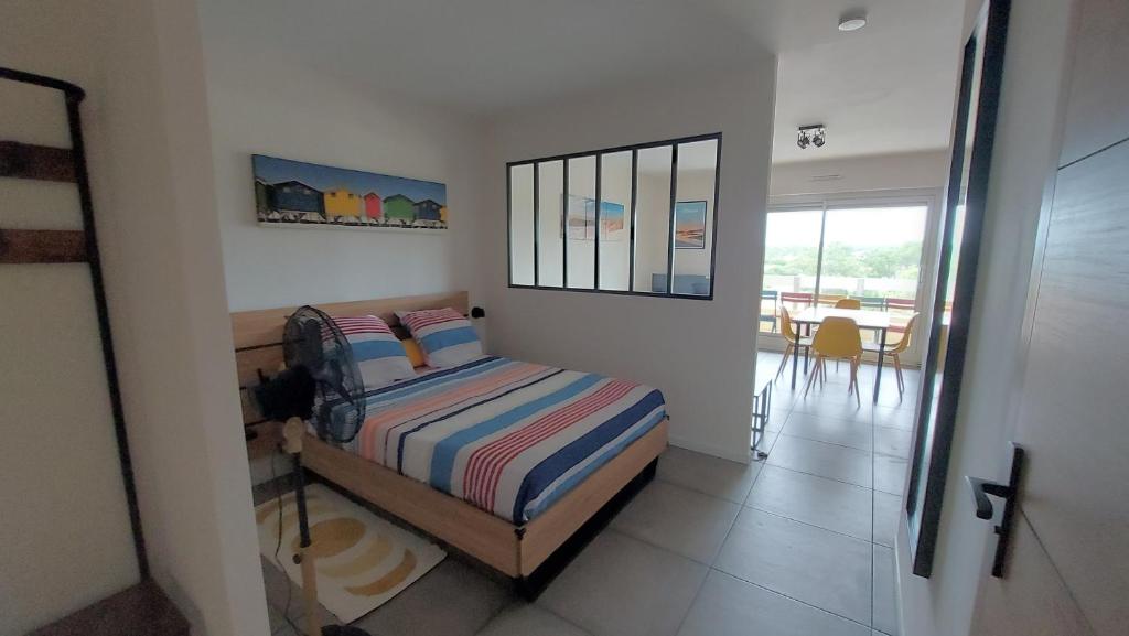 Grand Studio 3 étoiles - Mimizan-Plage - 1 à 4 pers - Tout confort - 6 mn à pieds de la plage