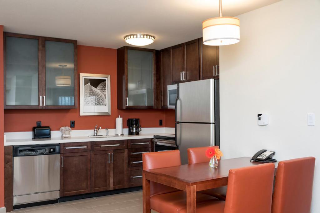 Residence Inn by Marriott Austin - University Area photo 1