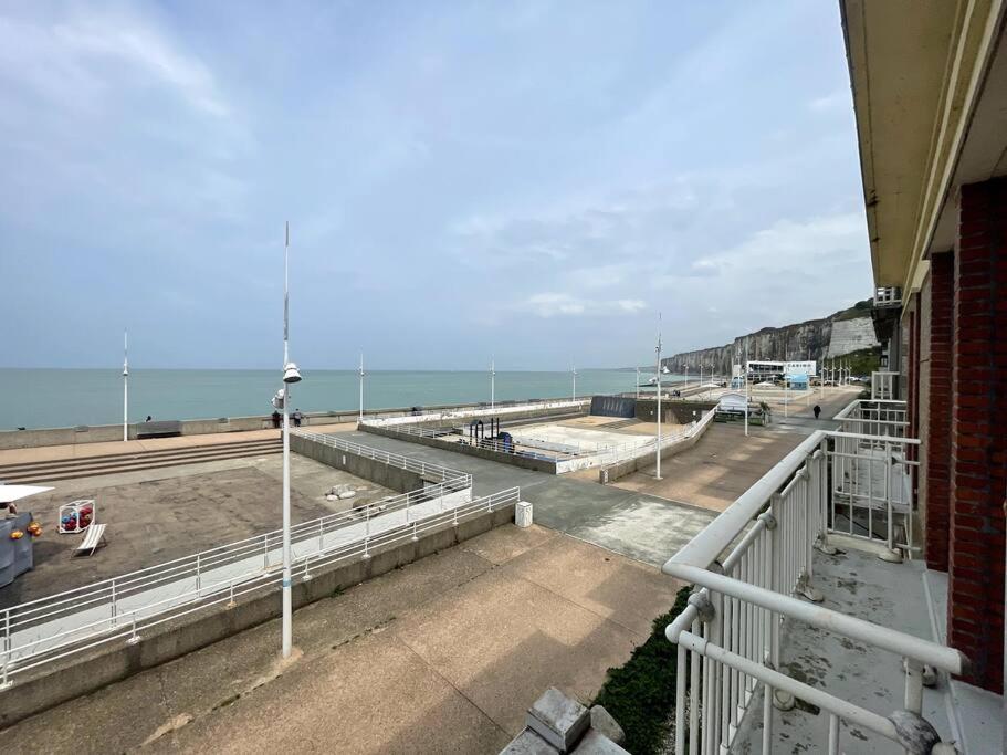 Vue mer, 2 chambres et 2 SDB. photo 1