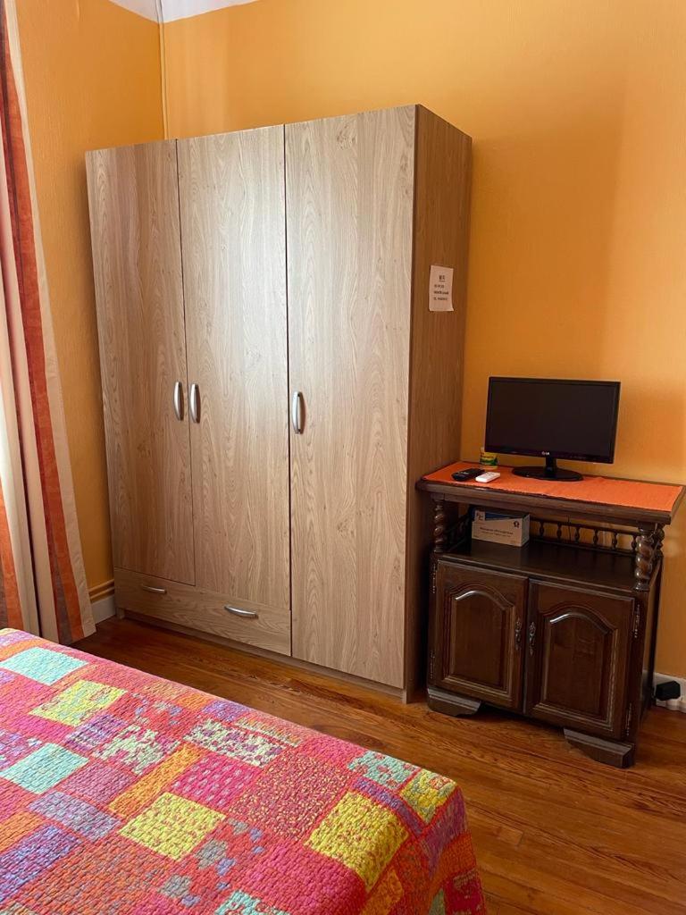 Habitaciónes Privadas en Hendaye "Daniela", à 5 minutes de la gare d'Hendaye et Euskotren, Wi-Fi photo 2