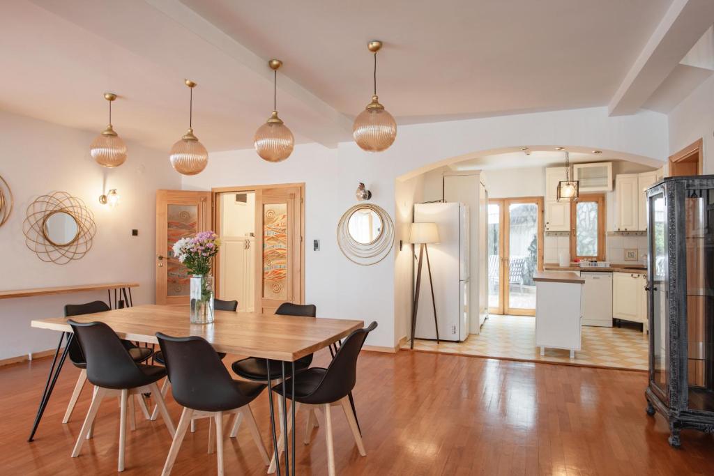 Lux House with own parking in Skopje photo 3