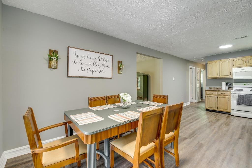 Huntsville Vacation Rental with Fire Pit