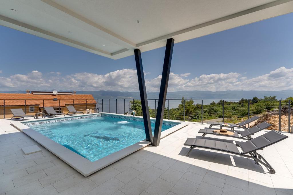 Luxury villa Verbenico Hills- amazing sea view, pool with whirpool and waterfall, beach, in famous wine region - Your holiday with style photo 1