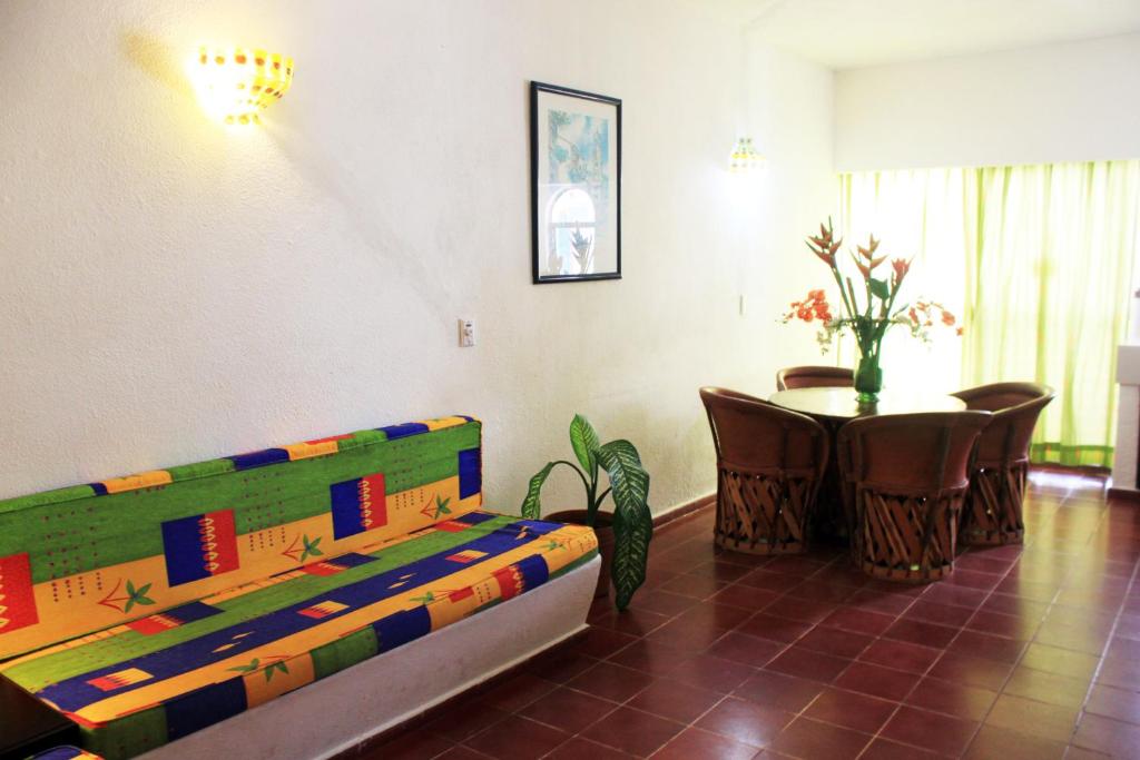 Апартаменты (Deluxe Master Suite with balcony), Suites Plaza del Rio