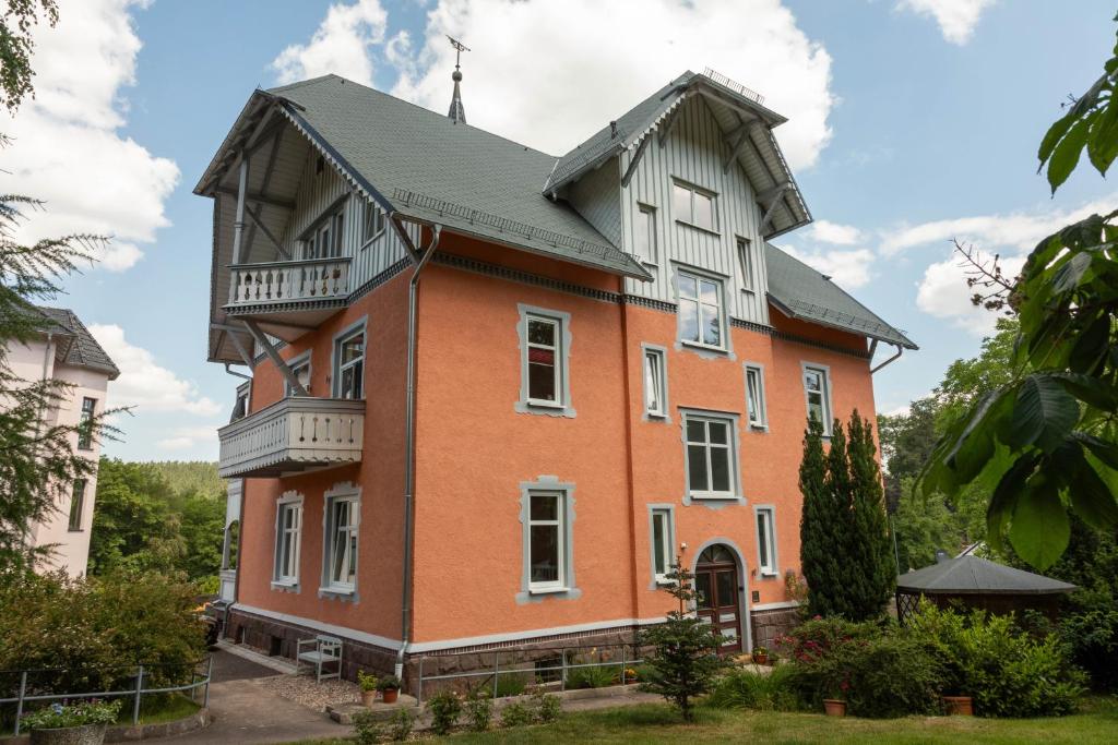 Moderne Ferienwohnung in alter Villa photo 2