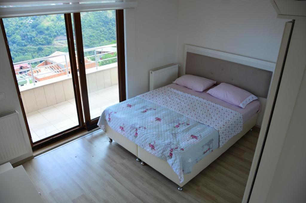 Detached Houses for Rent in Trabzon photo 2