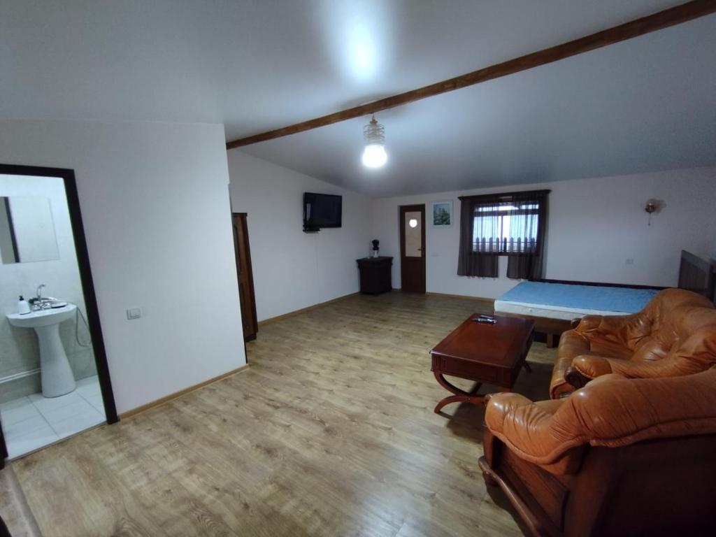 Sevan - Tarzu Rooms
