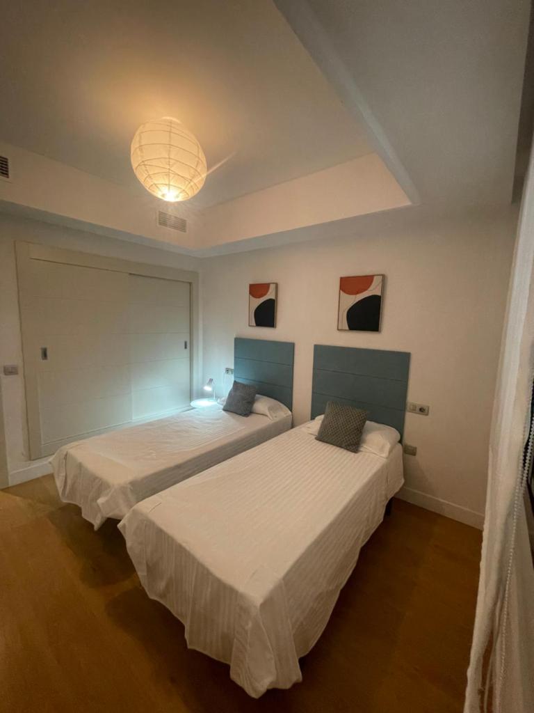LUXURY Casares del Mar DP7 photo 1