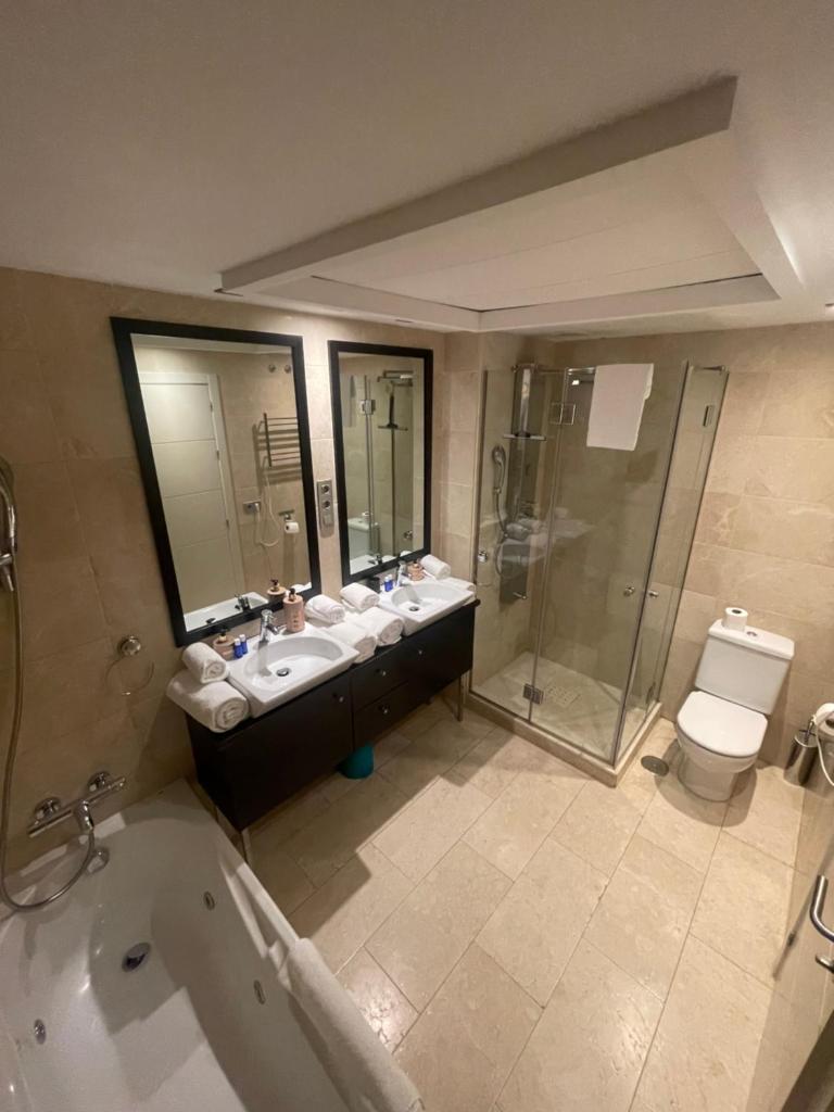 LUXURY Casares del Mar DP7 photo 2