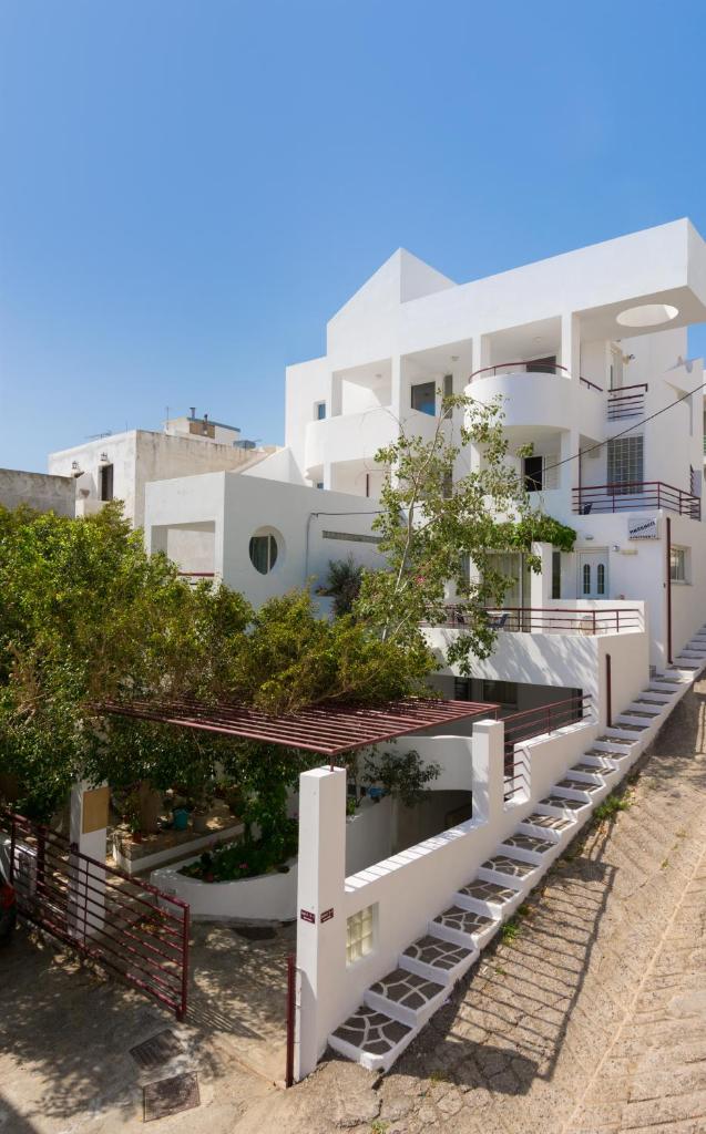 Markakis Apartments photo 2