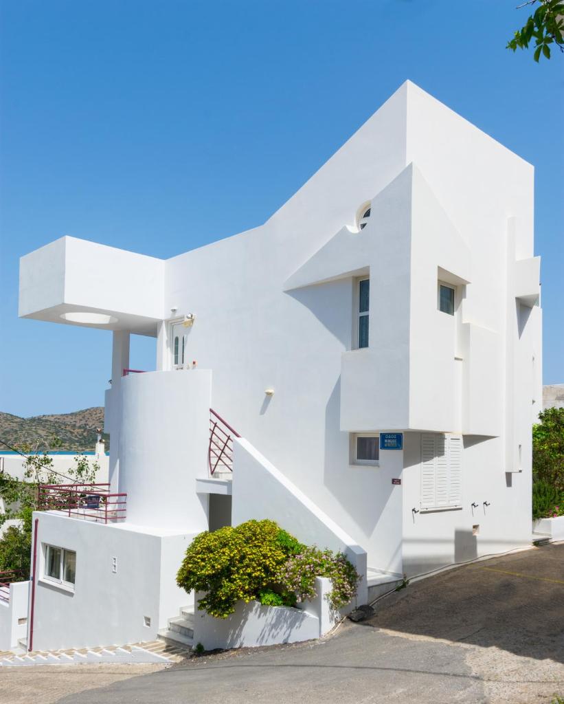 Markakis Apartments photo 3