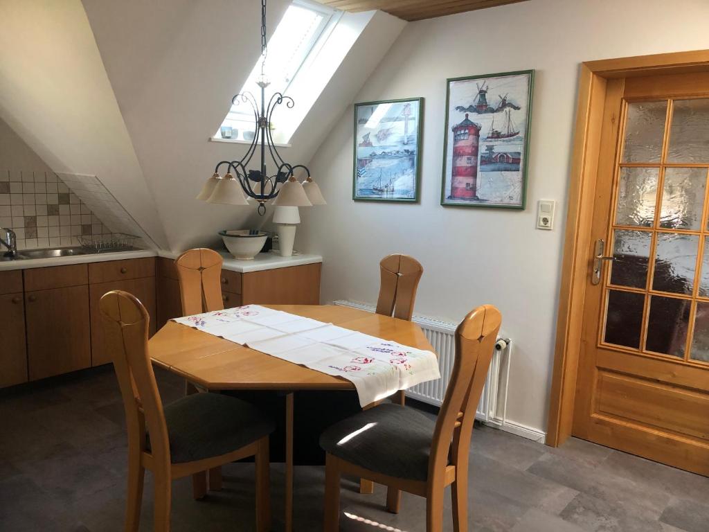 Wohlfühlen in gepflegter 70 qm Oberwohnung photo 4