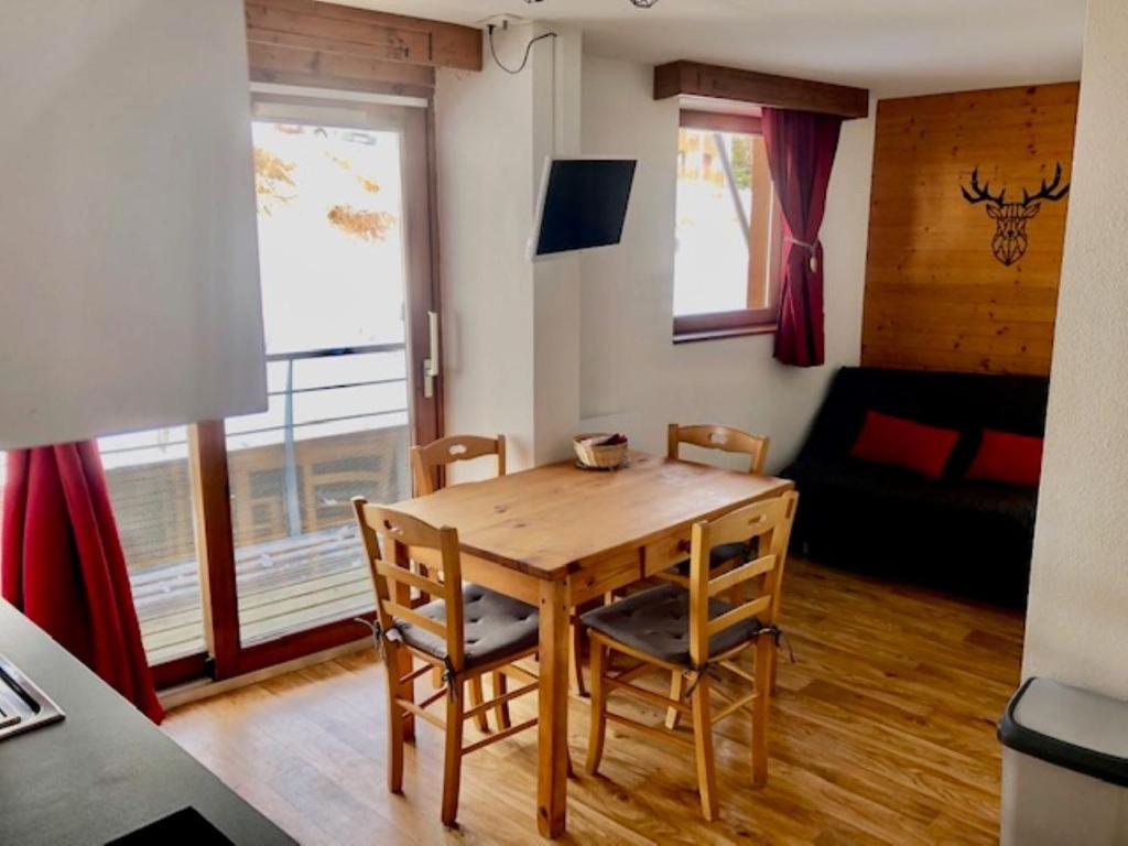 V du Bachat Arolles D23 - Appt 4 pers