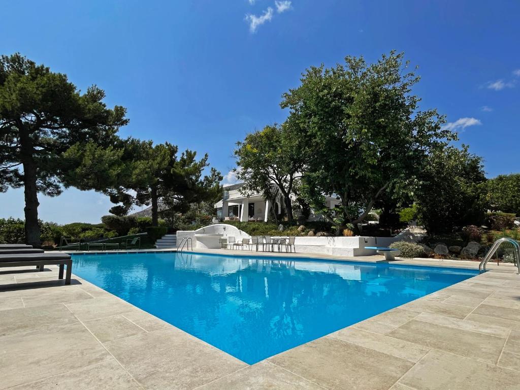 Villa Oasis with Large Pool Athenian Riviera Lagonissi photo 1
