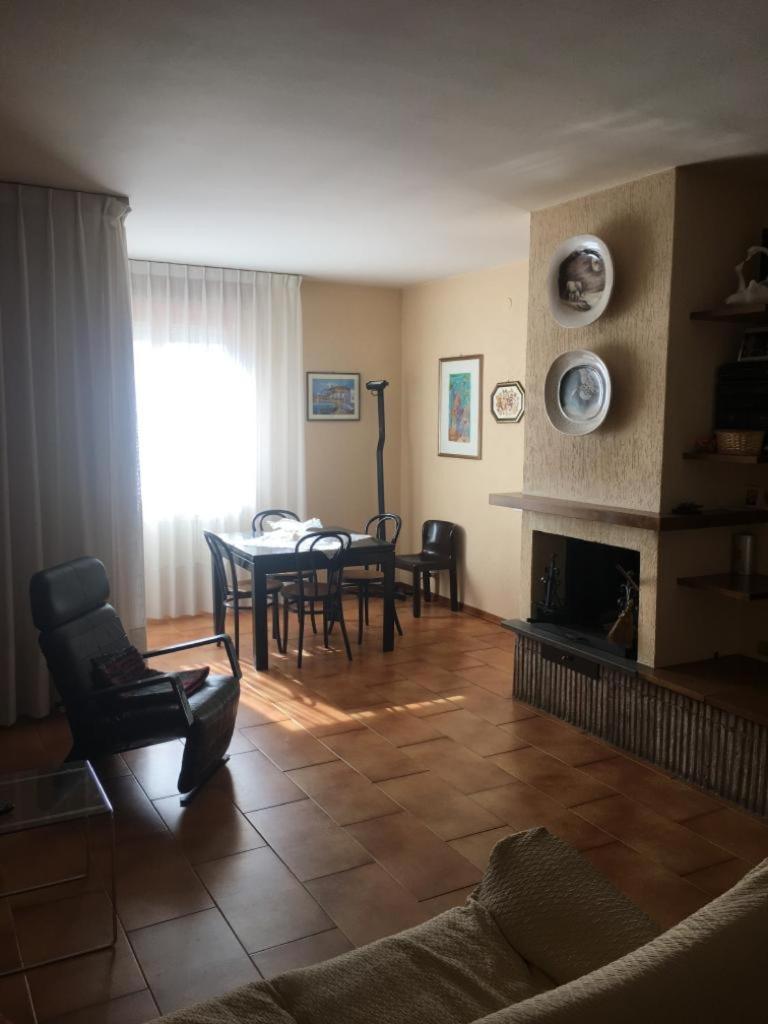 Ospitaci - Viale Ancona