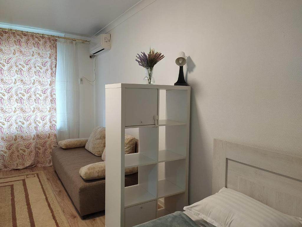 AURA on Manas avenue, 7 photo 1
