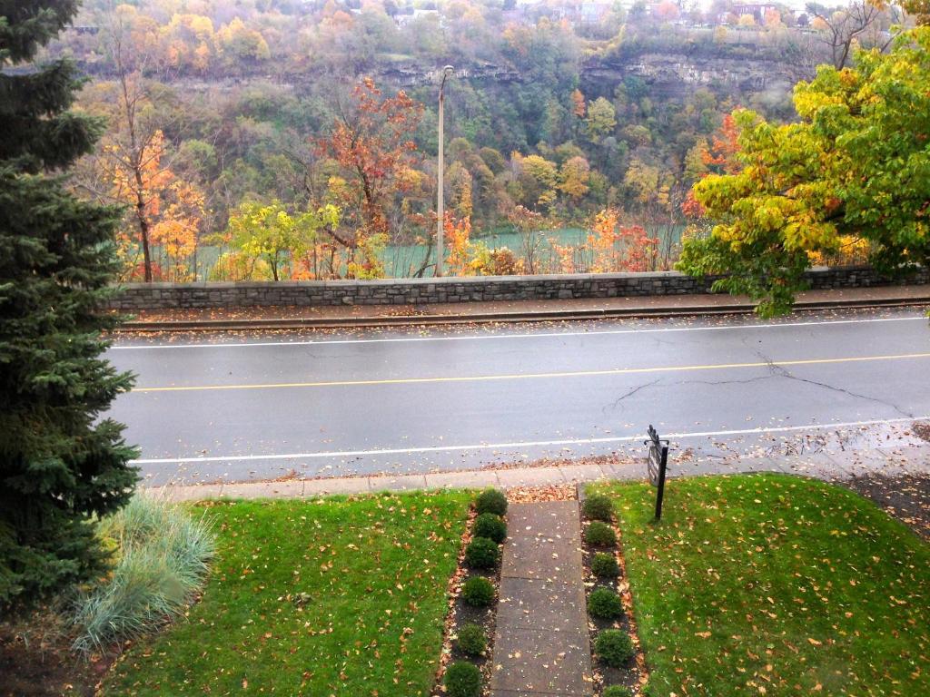 Lion's Head B&B photo 1