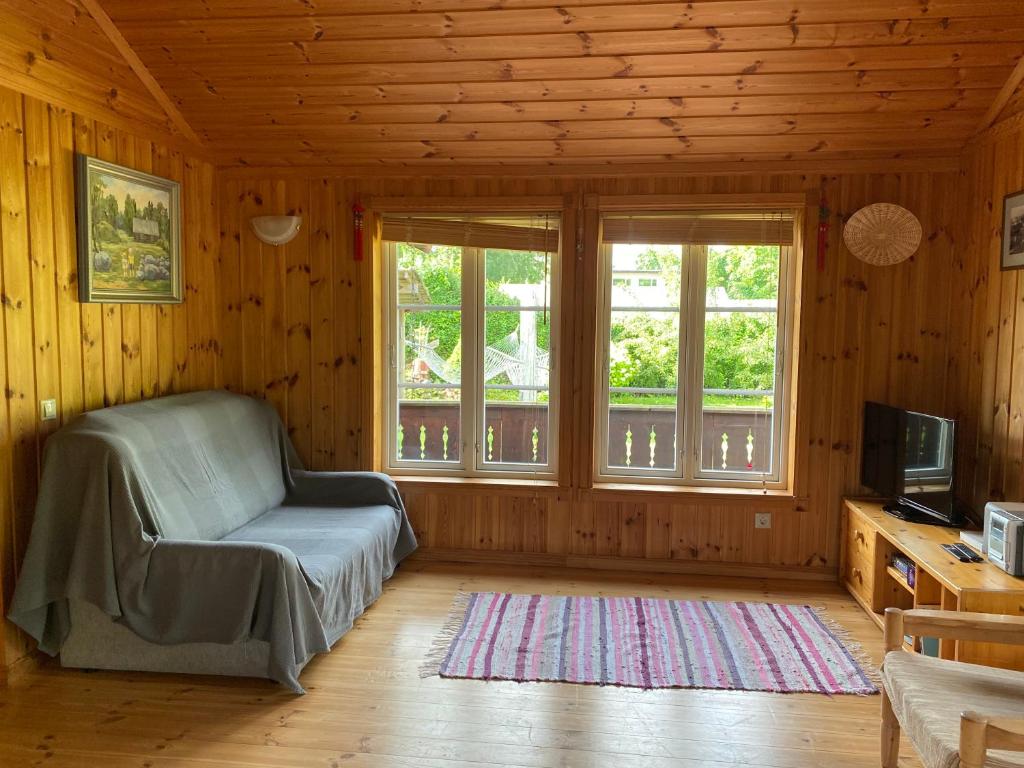 Golden Seaside Villa photo 4