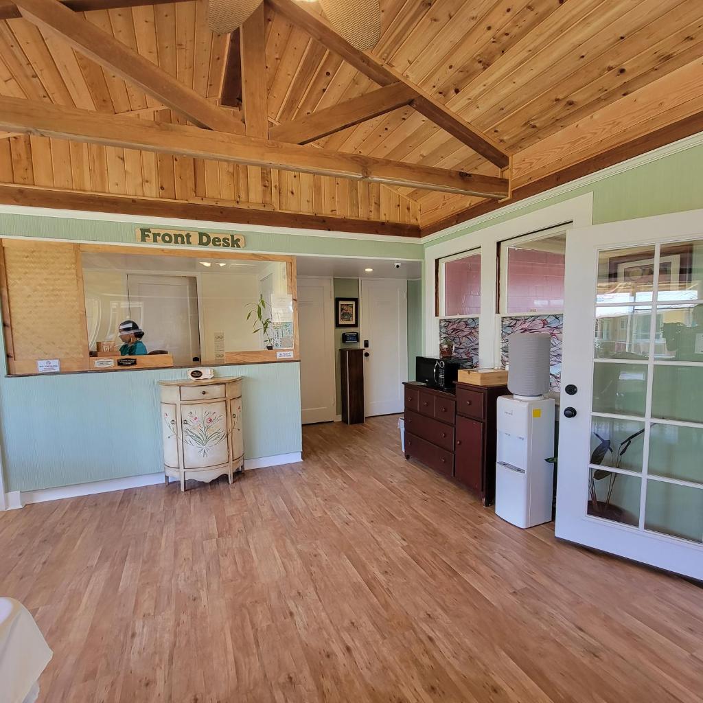 Kohala Village Inn image