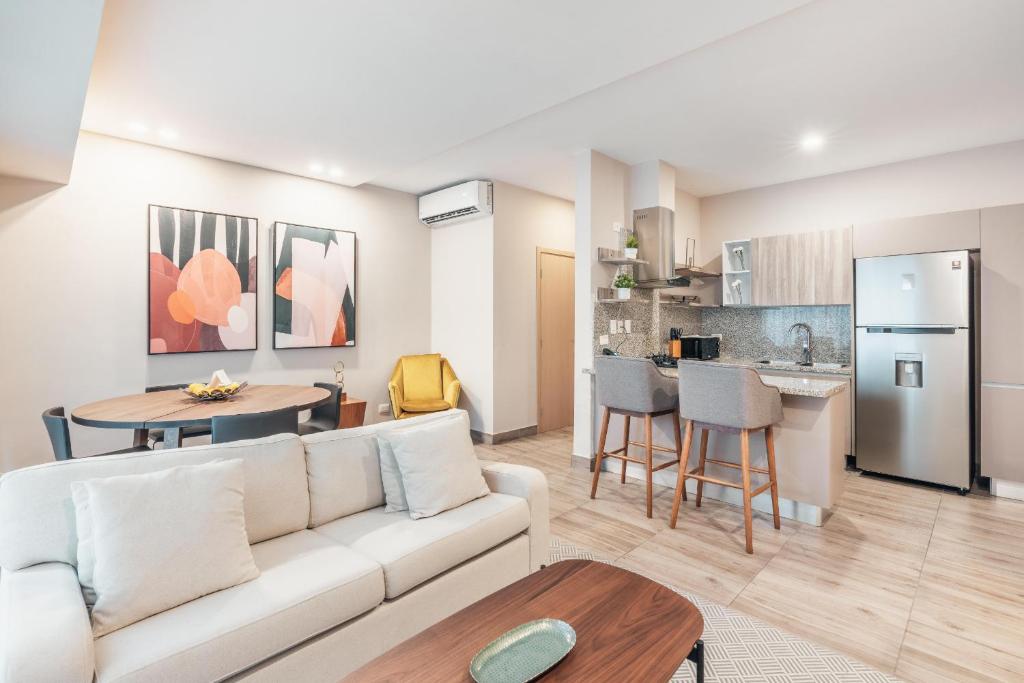 Breakfast Included at Regatta Living II 203 photo 2