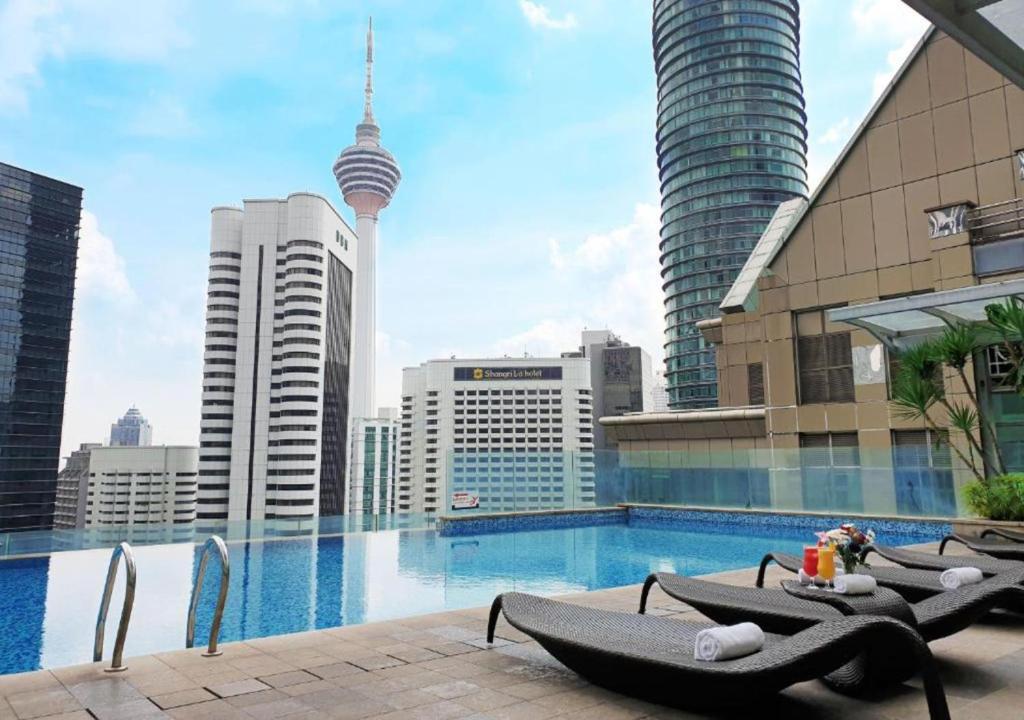 KLCC by SWITZHOME