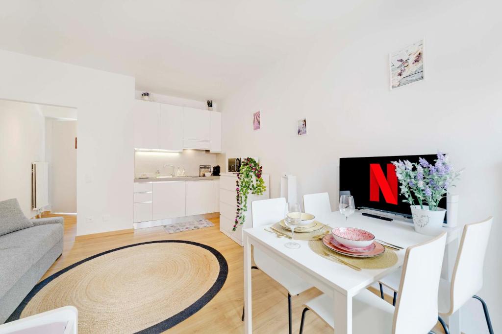 Violet Suite 5* Lugano City for 4 Guest photo 2