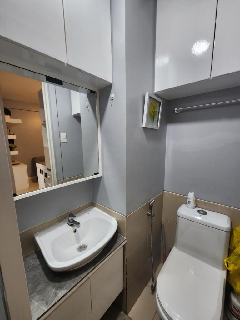 2BR NORTHPOINT CONDO FREE Airport Pick Up for 3 nights stay or more photo 1