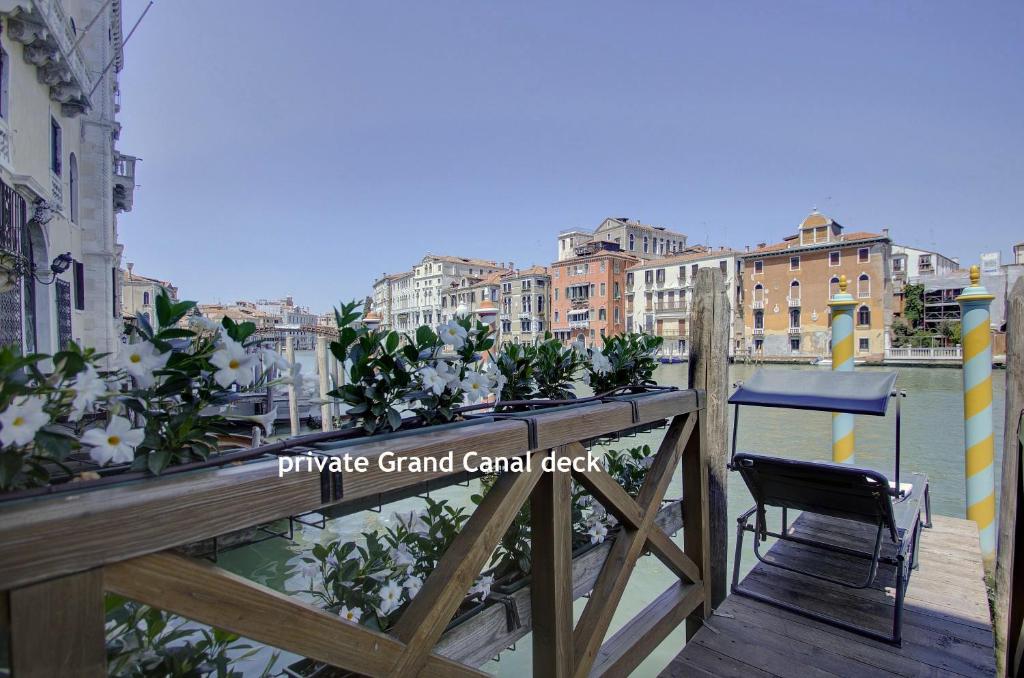 GranDELUX-Canal photo 4