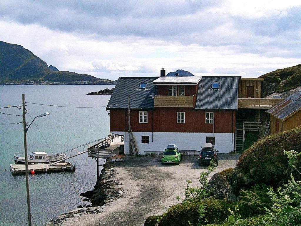Two-Bedroom Holiday home in Ballstad 1 photo 1