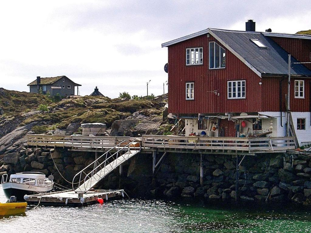 Two-Bedroom Holiday home in Ballstad 1 photo 2