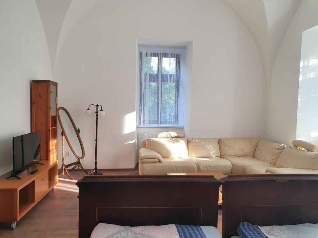 Zámecká zahrada-apartmány photo 4