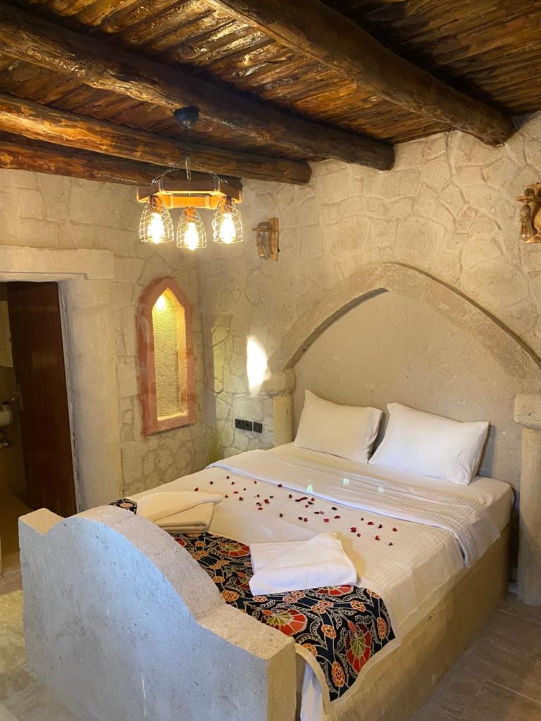 Seven Rock Cave Hotel photo 4